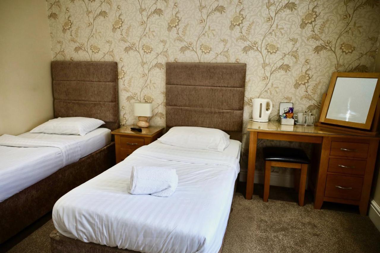 Sir William Hotel Grindleford Bridge Room photo